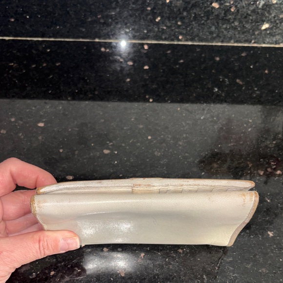 Yves saint laurent YSL womens compact wallet. - Picture 11 of 11